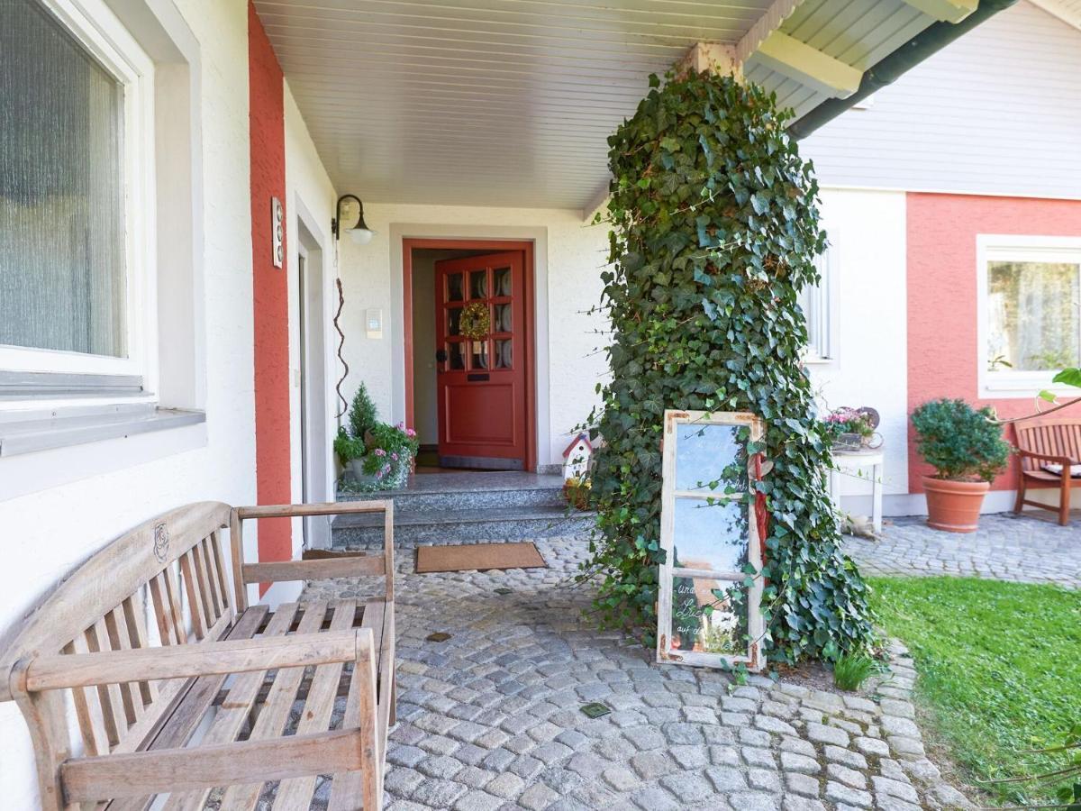 Nice Flat With Sauna Covered Terrace Garden And Tree House For Children Zandt المظهر الخارجي الصورة