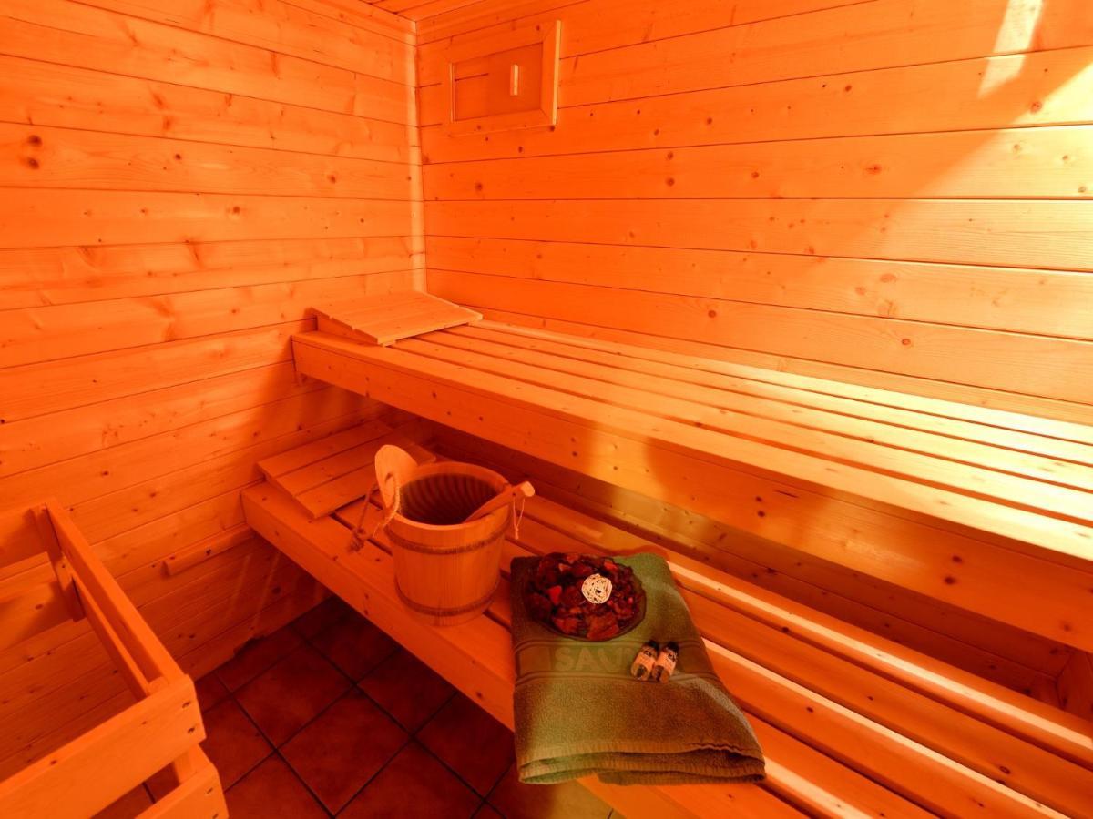 Nice Flat With Sauna Covered Terrace Garden And Tree House For Children Zandt المظهر الخارجي الصورة